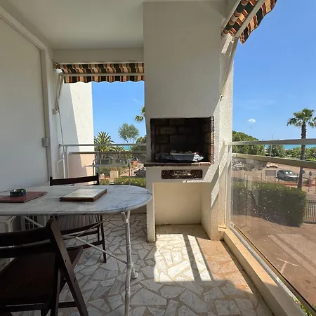 Le Magali , Vue , Clim , Parking Appartement *